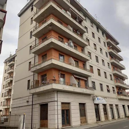 아파트 Tra Milano, Torino E Genova